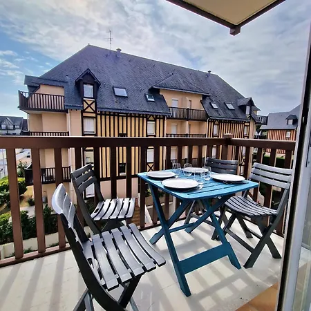 Cote & Balcon